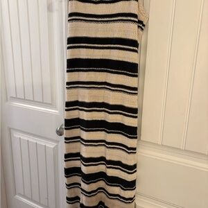 Freshman Black and Cream Knit Top